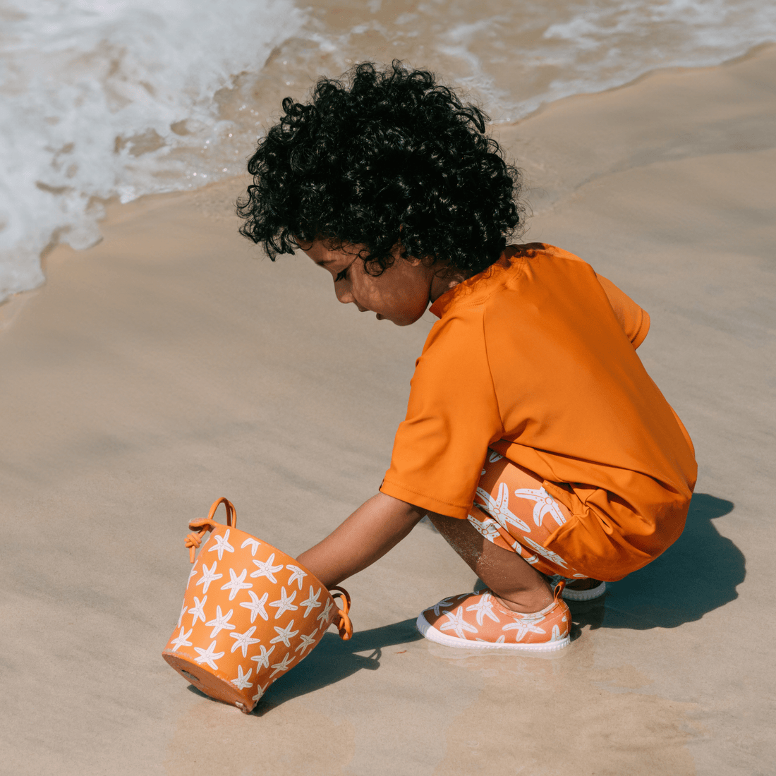 swim-essentials-beach-toys-yellow-seastar-3