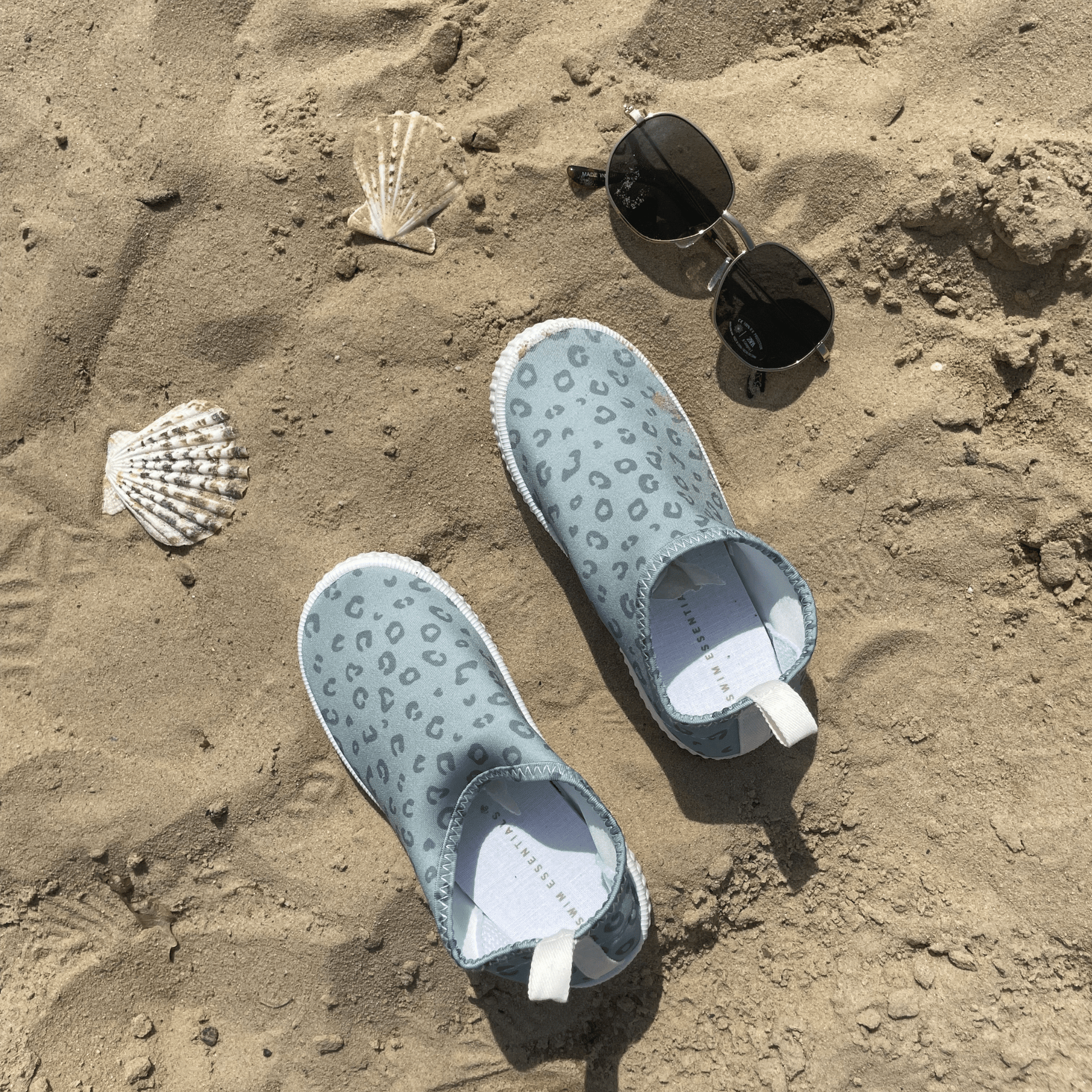 swim-essentials-watershoes-green-leopard-wholesale-3
