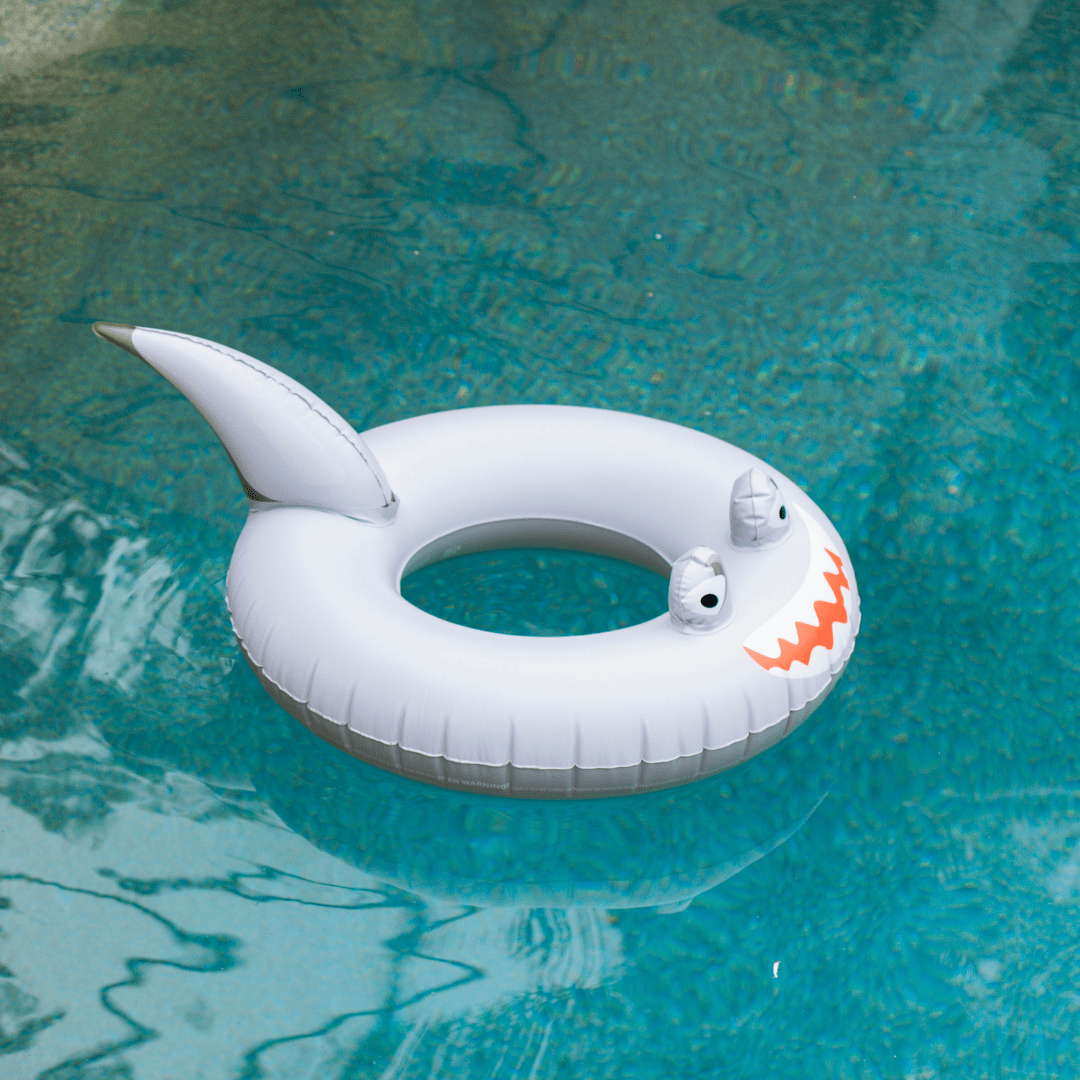 swim-essentials-swim-ring-55-cm-grey-shark-wholesale-3