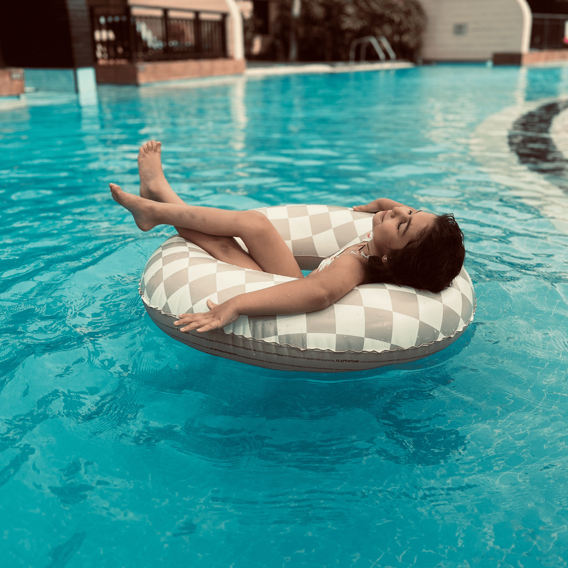 swim-essentials-swim-ring-90-cm-sandceck-wholesale-3