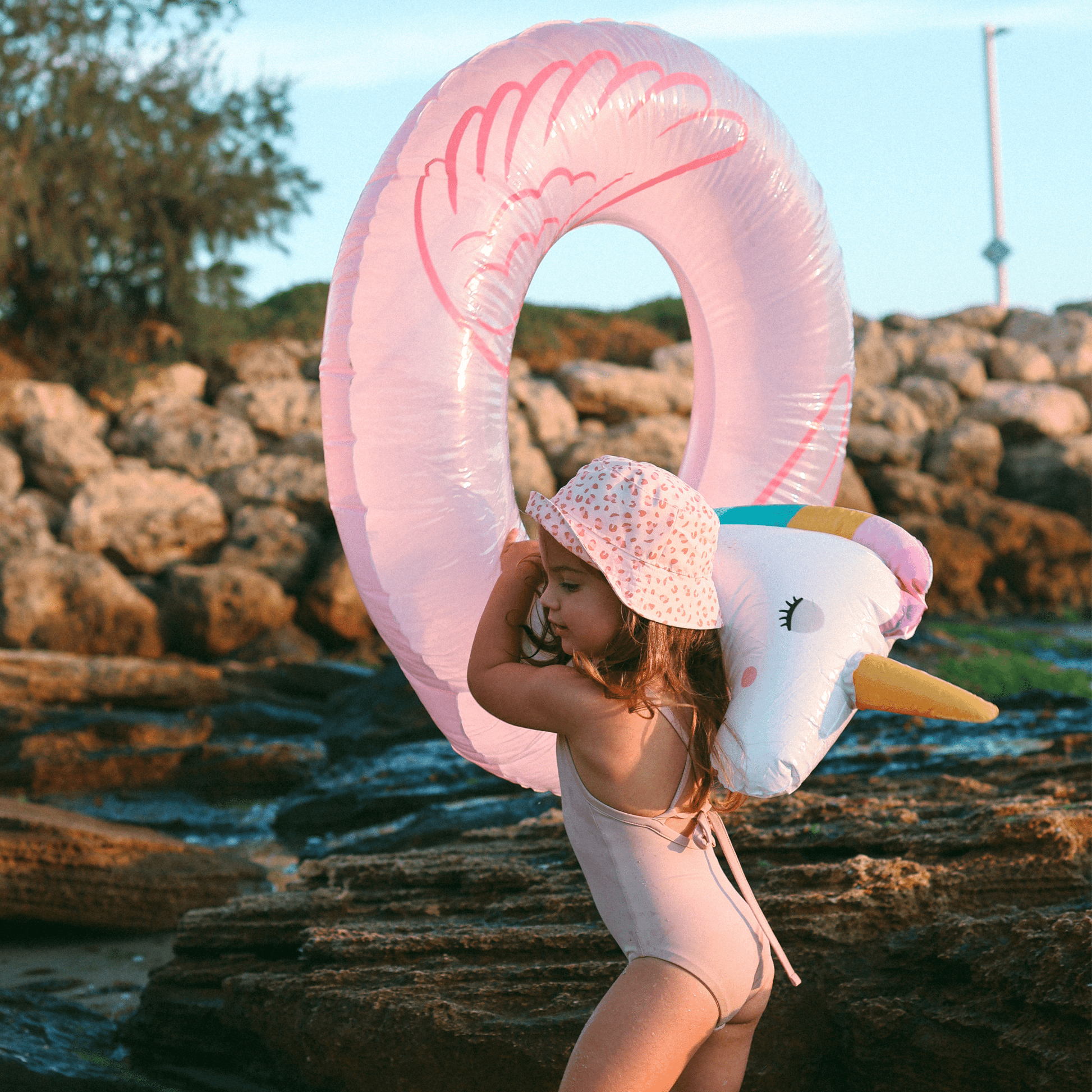 swim-essentials-dreamscape-unicorn-pink-white-wholesale-3