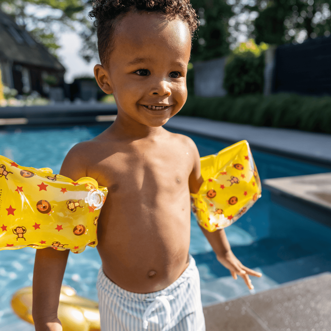 swim-essentials-swim-armbands-circus-yelllow-wholesale-2