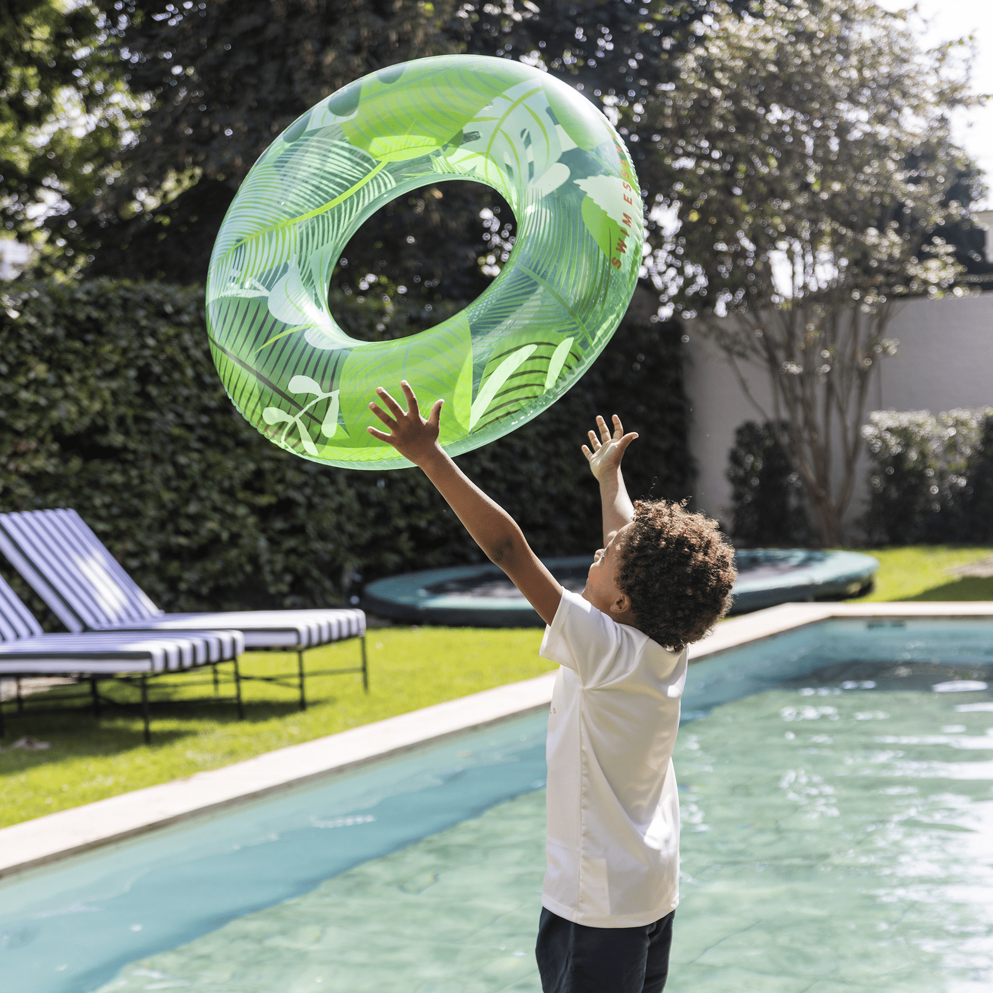 swim-essentials-swim-ring-90-cm-green-tropic-dream-wholesale-4