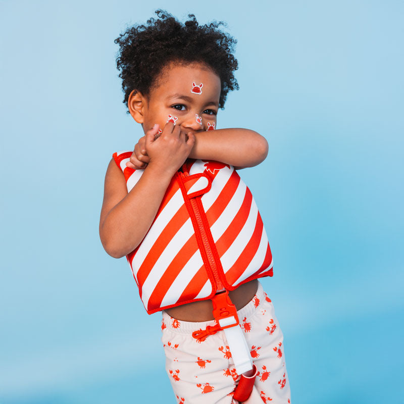 swim-essentials-red-white-oh-crab-2-3-year-swim-vest-wholesale-4