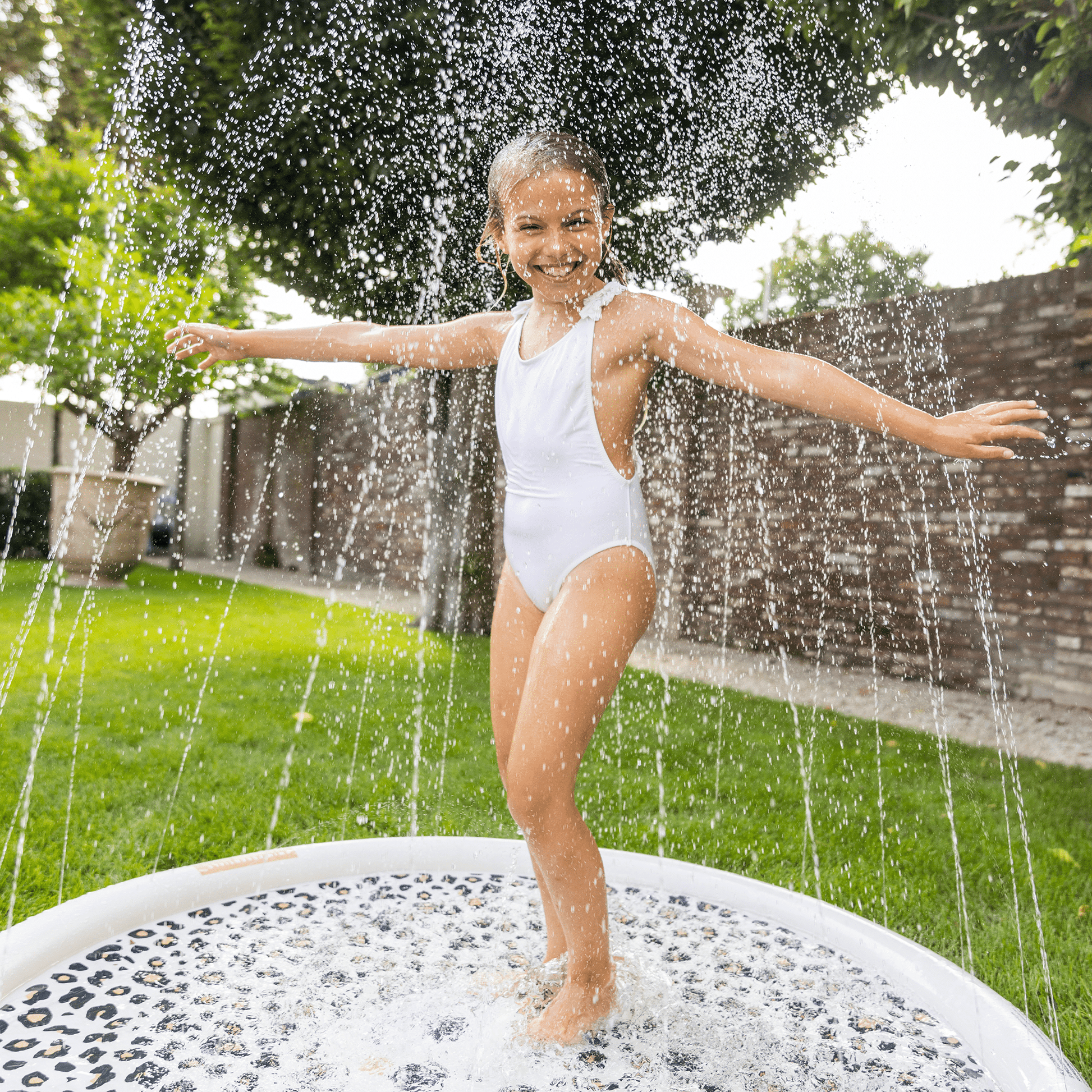 swim-essentials-beige-leopard-water-play-mat-wholesale-5