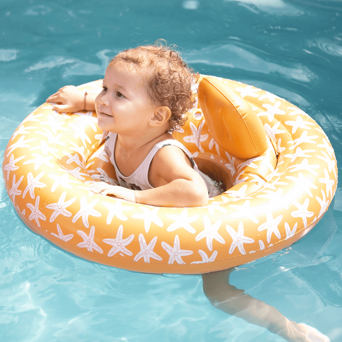 Swim Essentials Groothandel | Sea star oranje Baby float 1
