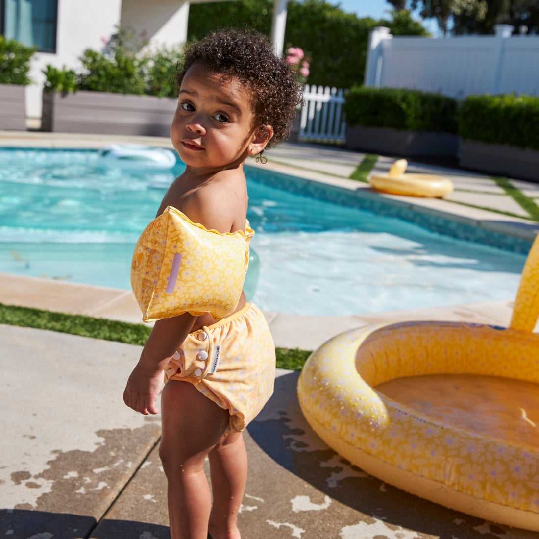 Swim-Arm-Bands-Florish-Yellow -swim-essentials-3