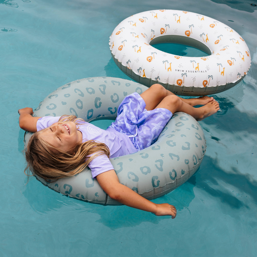Leopard | Green Pool Float Ø 90 cm