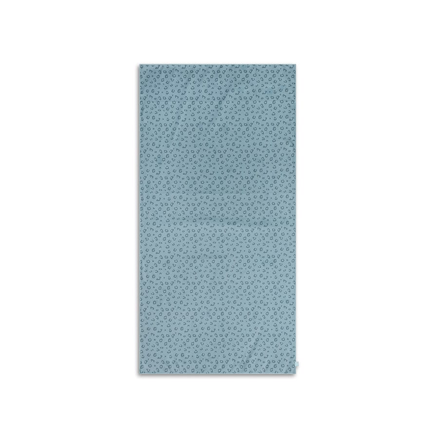 swim-essentials-green-leopard-towel-wholesale-1