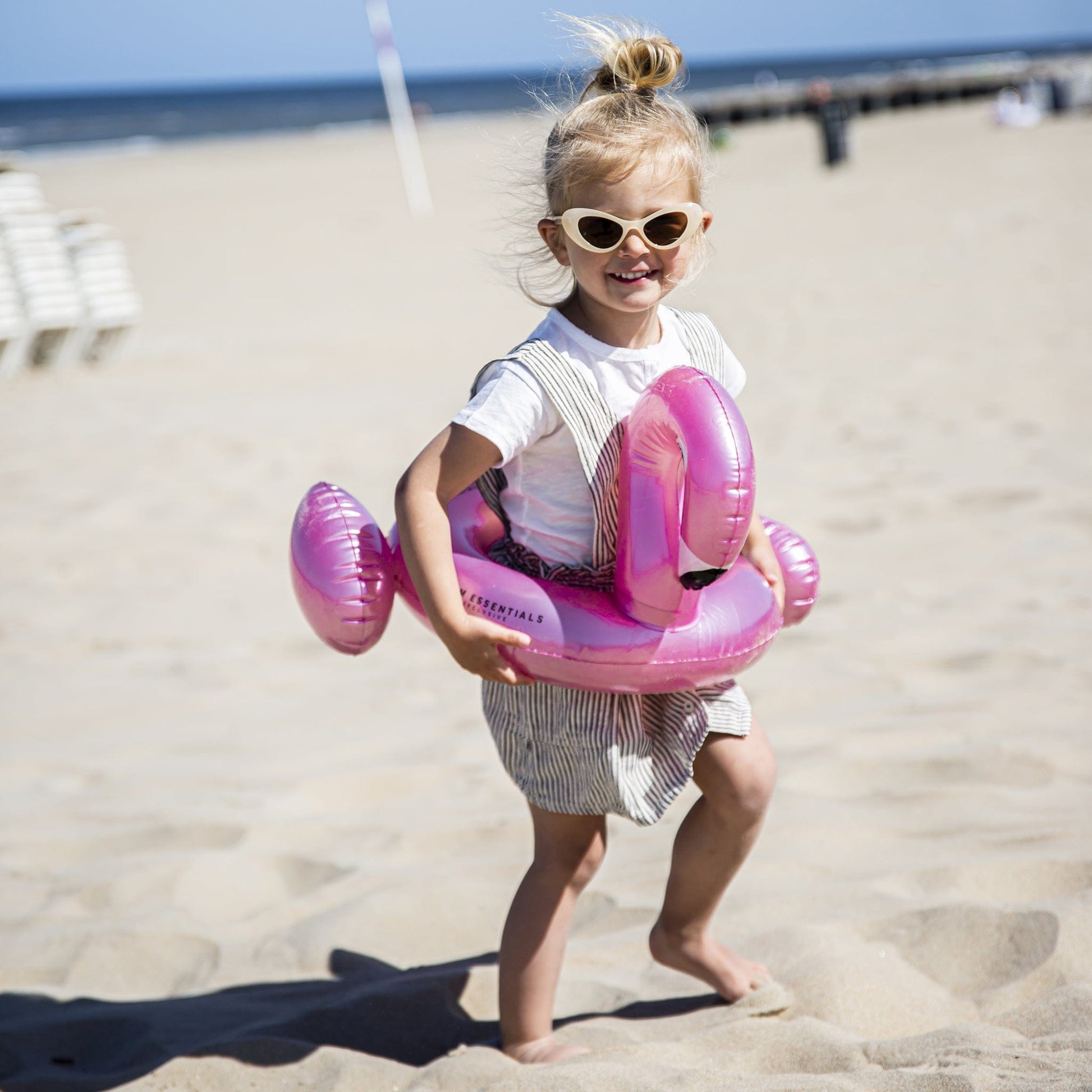 swim-essentials-rose-pink-split-flamingo-wholesale-2