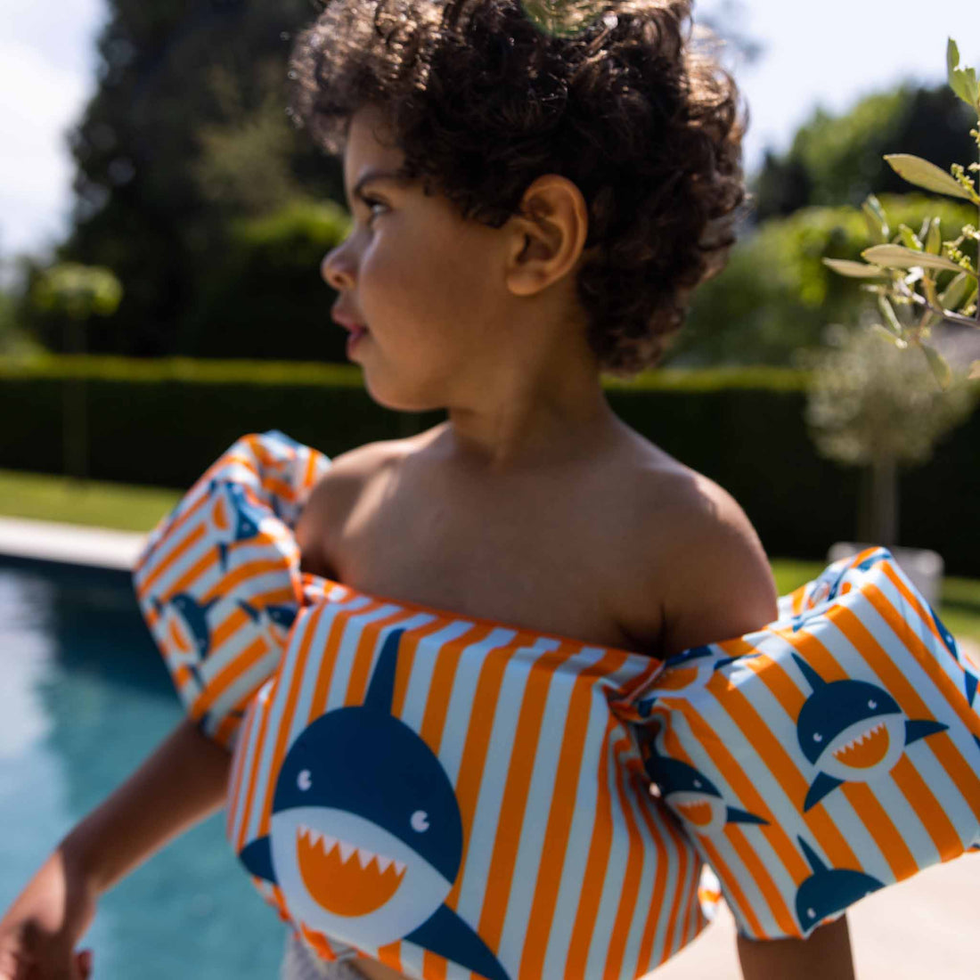 swim-essentials-puddle-jumper-2-6-years-orange-blue-shark-wholesale-2