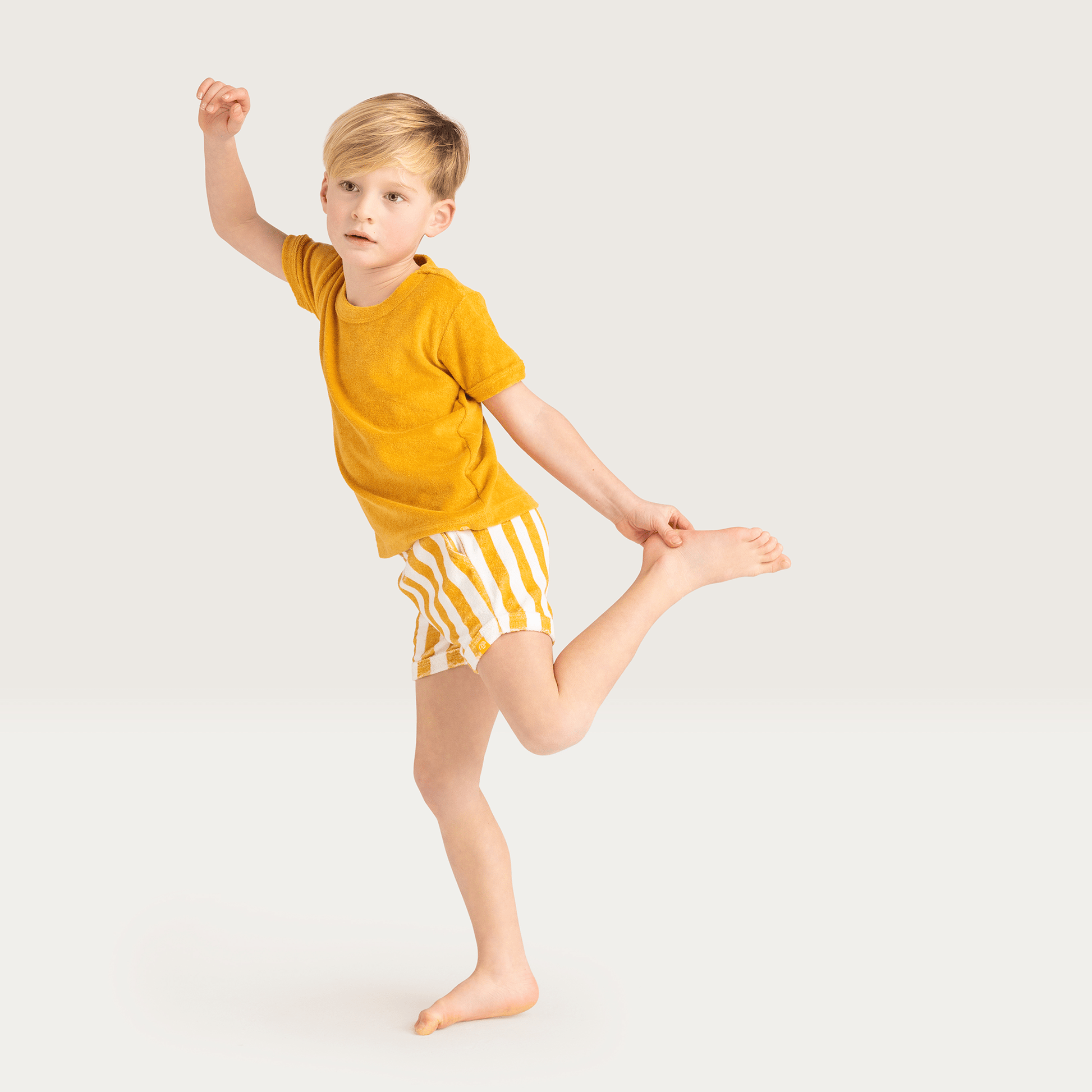 swim-essentials-beach-wear-set-white-brown-yellow-boys-wholesale-3