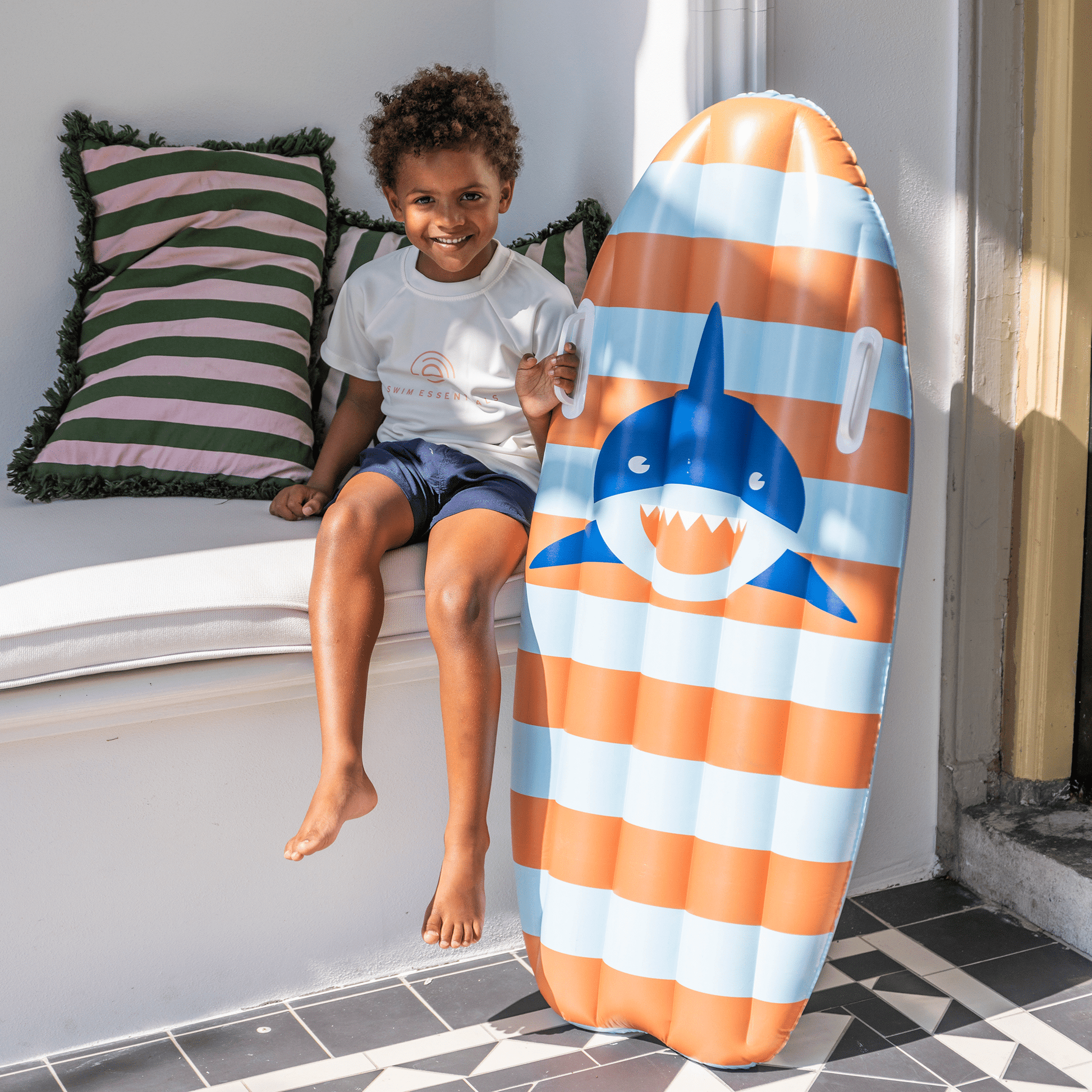 swim-essentials-surfboard-shark-blue-orange-wholesale-4