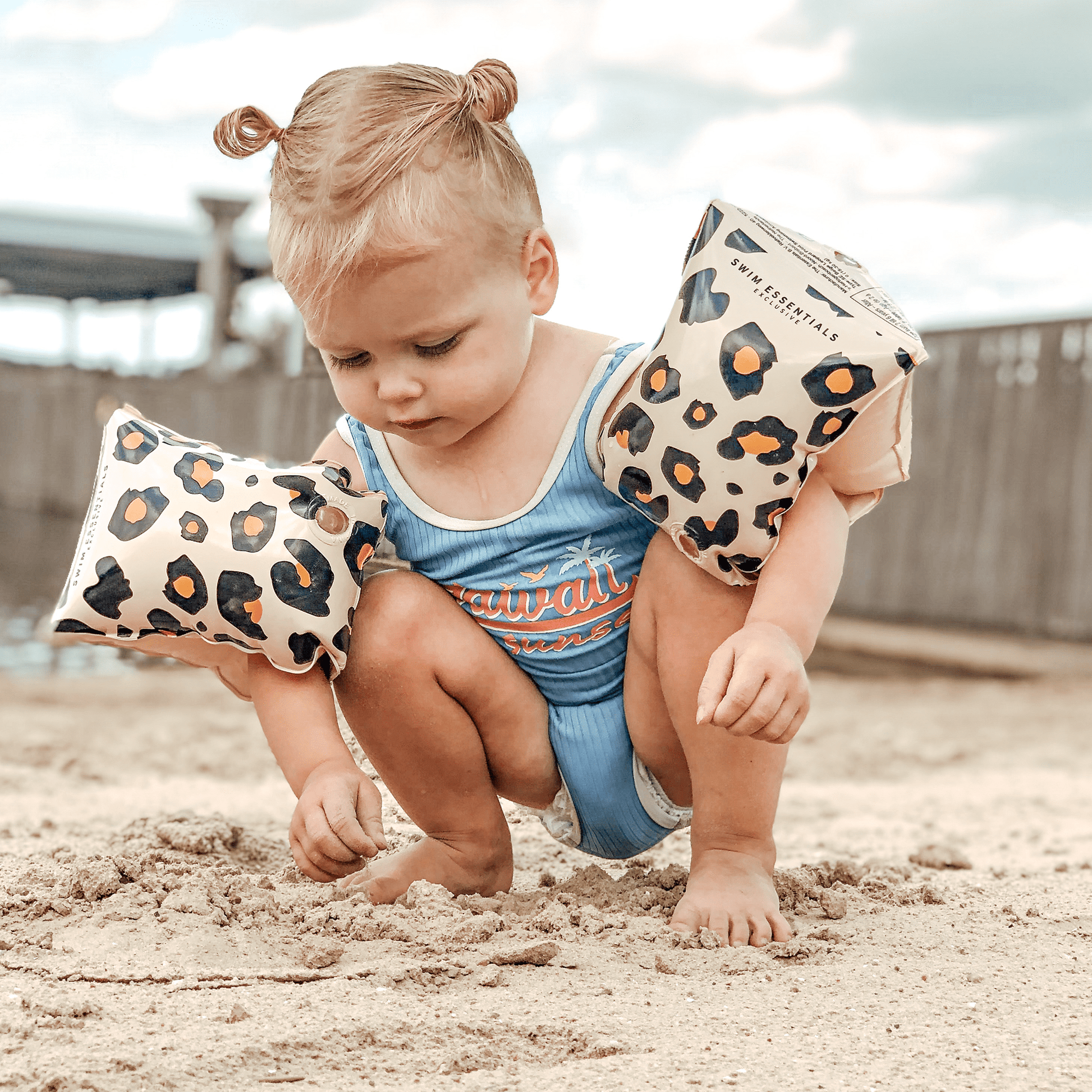 Safari Chic | Tirantes de natación beige 0-2 años