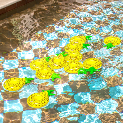 Online wholesale Swimming pool accessories Beverage holder pool Pineapple