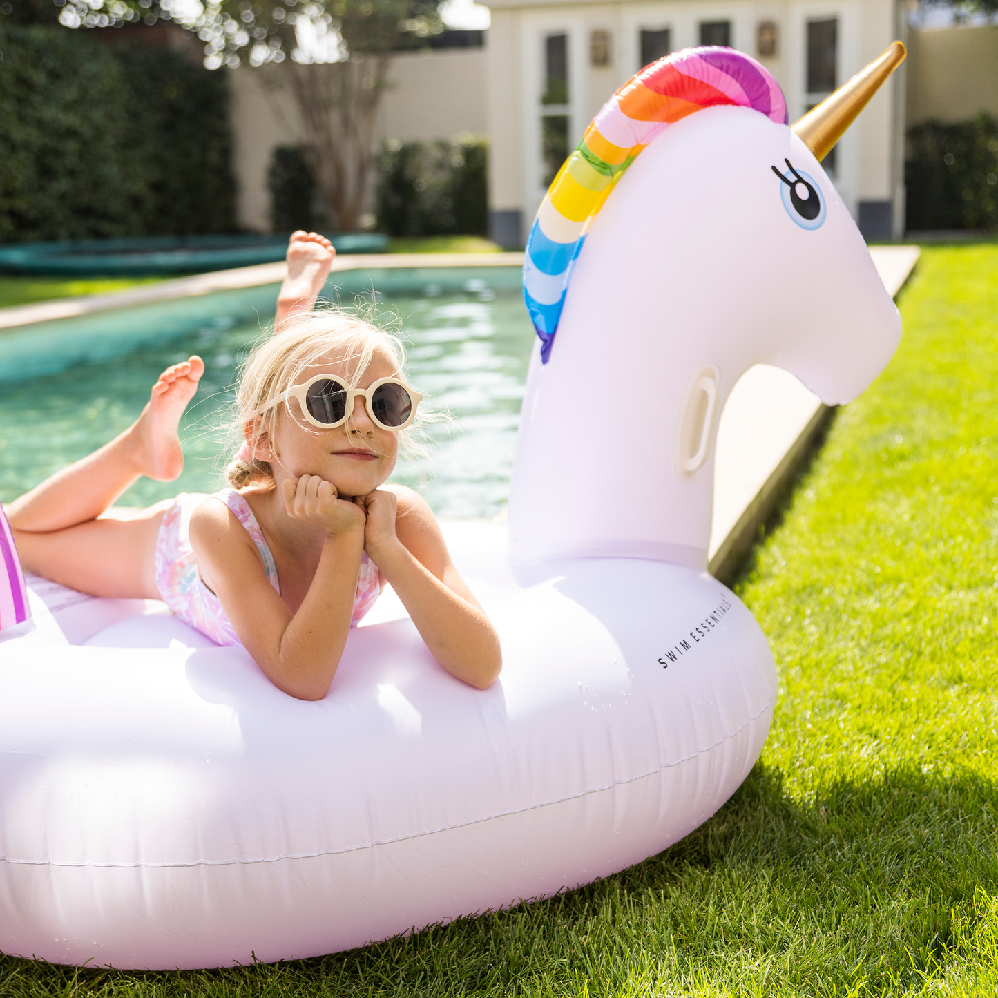 SE Inflatable Unicorn White XL